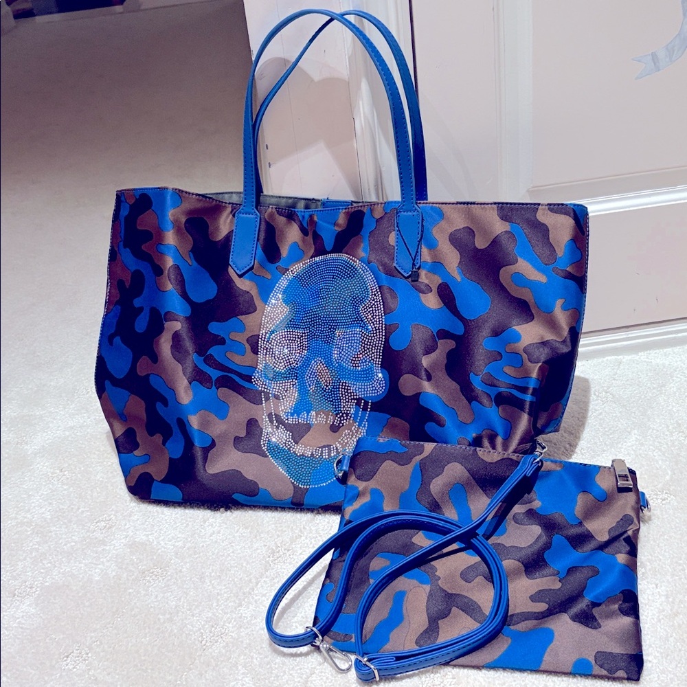 Ahdorned Camouflage Rhinestone Skull Tote Bag